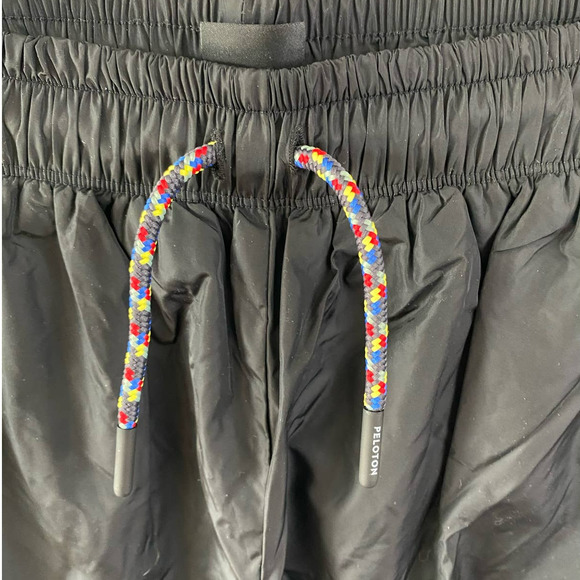 Peloton Windbreaker Joggers Size M - Picture 4 of 6
